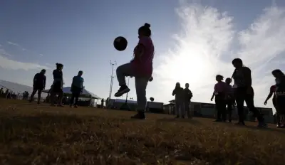 Suit challenges new rules on children in federal custody who crossed into US
